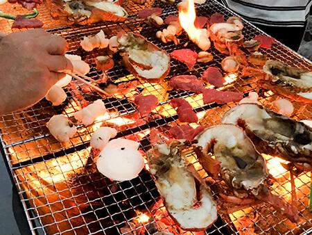 バーベキューもこんがり焼きあがり
